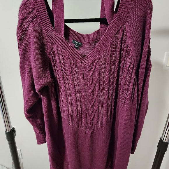 SOLD Burgundy Purple Cable Knit Open Shoulder Tunic - Picture 6 of 10